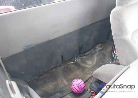 2001 Chevrolet S-10 Ls из США, поврежденный, VIN 1GCCS195318110989